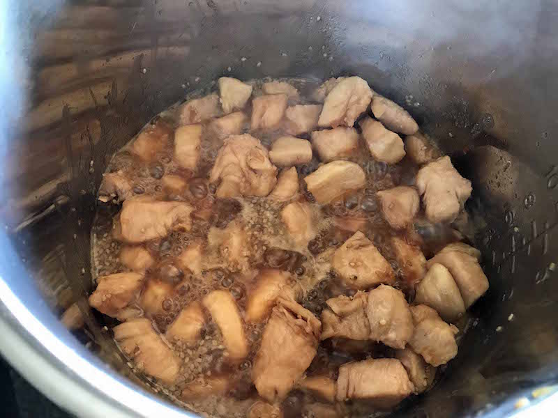 Cook chicken on saute mode for instant pot chicken stir fry