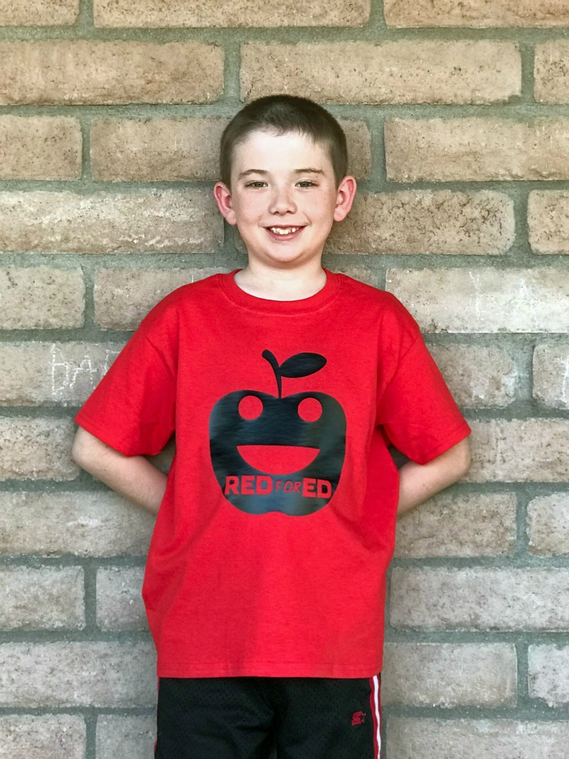 DIY Red For Ed shirt designs including a red for education star wars t-shirt and a fun smiling apple red for ed shirt to support red for ed in Tucson, Phoenix and all of Arizona in 2018