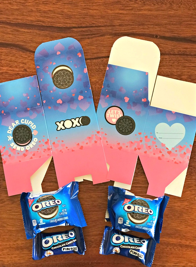Supplies for OREO Valentine's Day Exchange kit