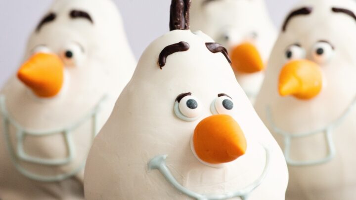 Image for Frozen Olaf Chocolate covered Caramel Pears