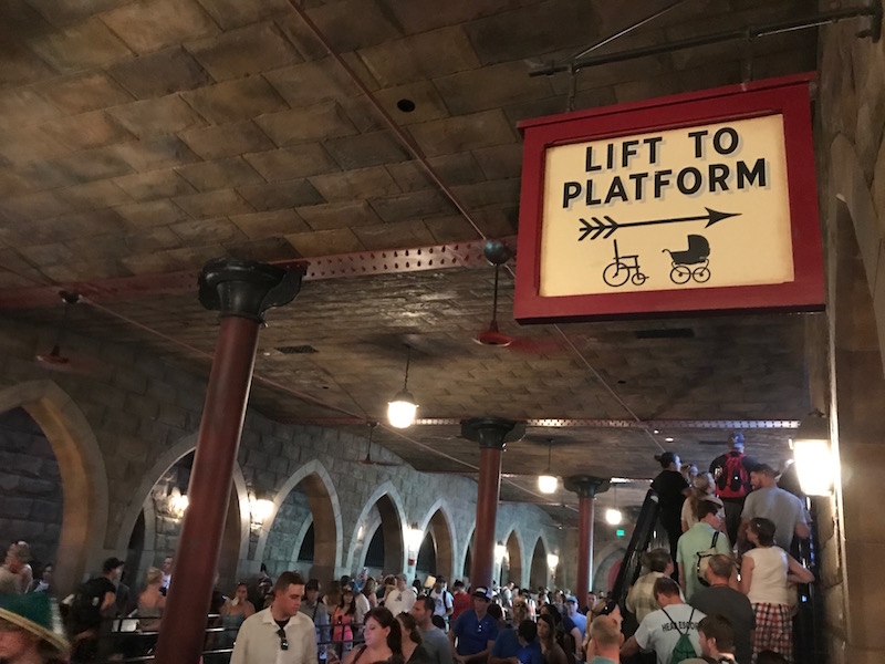Long queues to inside King's Cross Station to catch Hogwarts Express at Universal Orlando